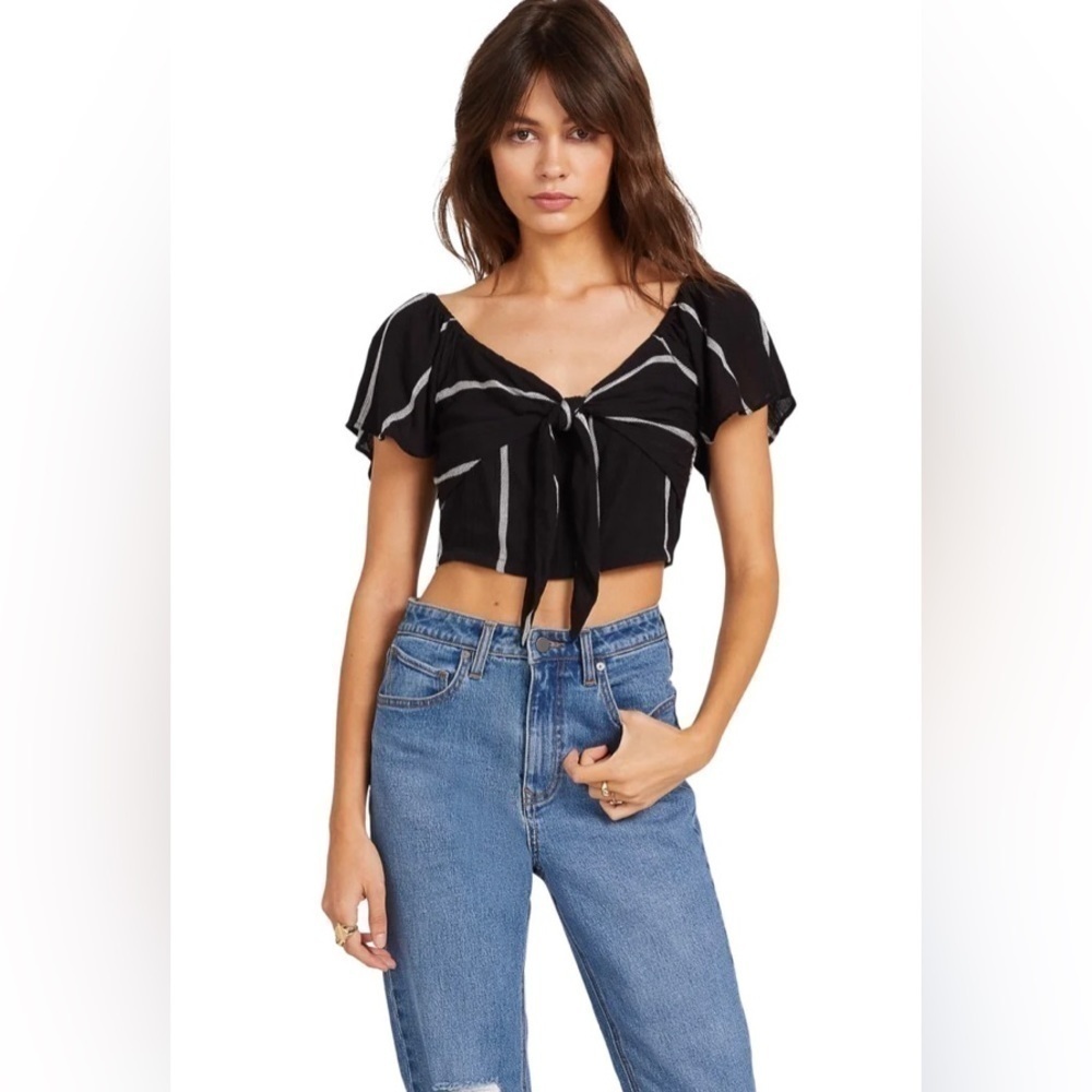 Nwt Volcom Coco Tie Chest Top‎ size small